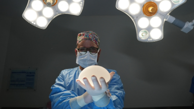 Dr. Gilberson Wanderley Silva alerta para os impactos da pressão estética causada pelos filtros e padrões irreais online.