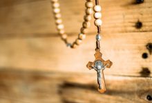 Descubra como as peregrinações fortalecem a espiritualidade e movimentam o turismo religioso com insights de Jose Eduardo De Oliveira e Silva.